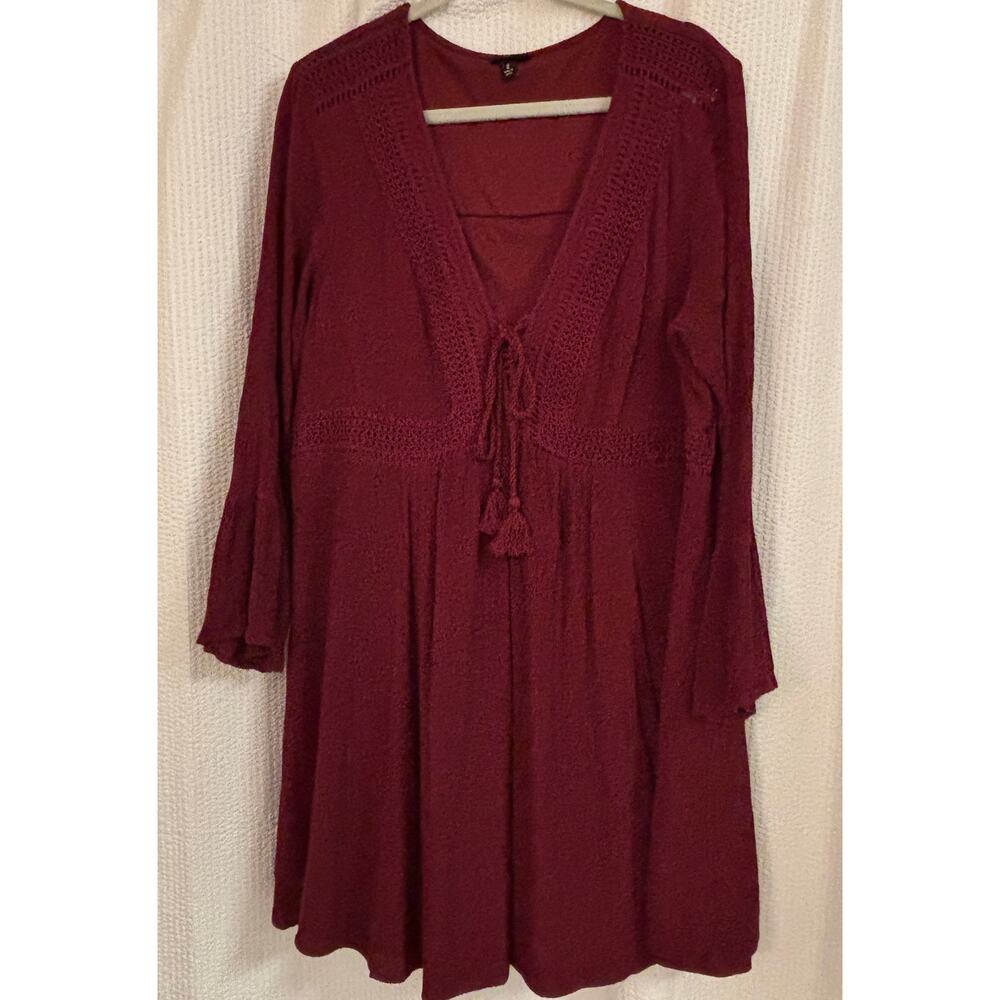 Torrid Size 2-18/20 Boho Peasant Crochet Trim Flowy Dress Burgundy‎ Tie Front